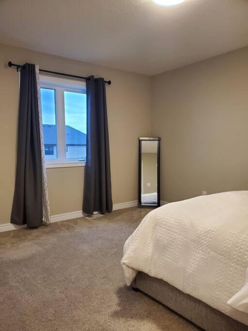 4 Bd Family Retreat Villa Stratford Exterior photo
